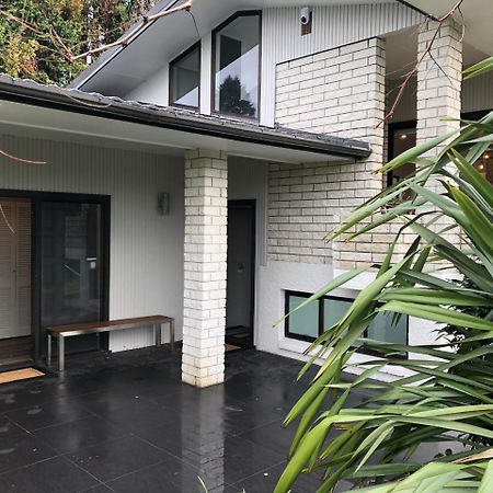 Luxury K-Lodge With Golf Course View-Rotorua Exteriör bild