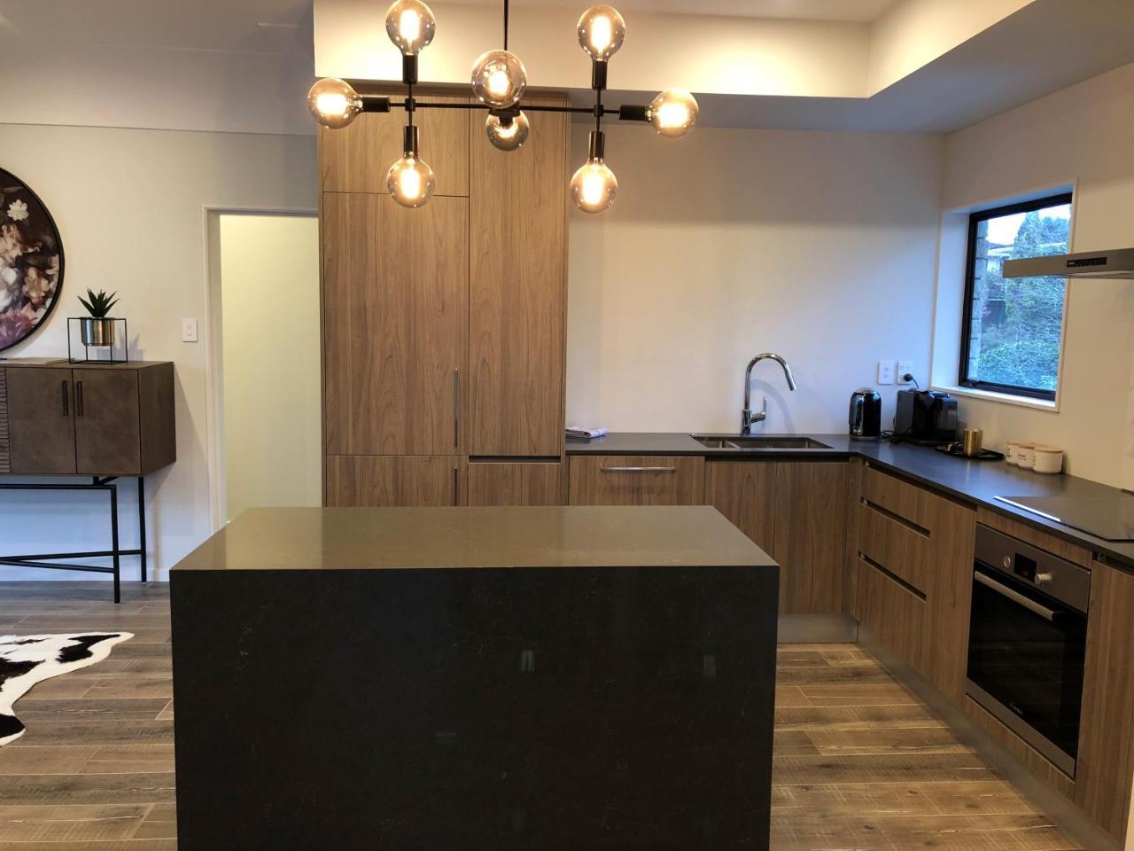 Luxury K-Lodge With Golf Course View-Rotorua Exteriör bild